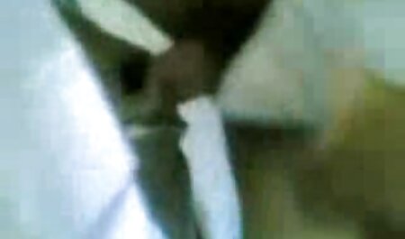 شش زیبایی یک مرد را در عکس سکسی زنان خارجی تخت وروان لعنتی