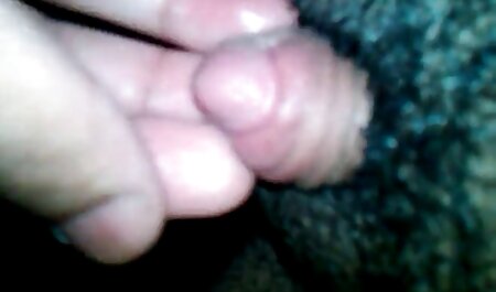 یک سبزه در شلوار تنگ و یک پیراهن سفید الاغ را به دوست پسرش داد عکس سکسی سوپر خارجی