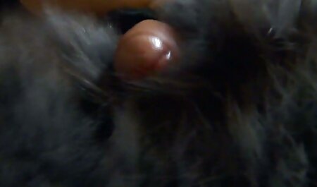 خرد کردن رسیده را با یک خال کوبی در پشت سیب زمینی سرخ شده فیلم سک۳۰ خارجی با دو سیاه