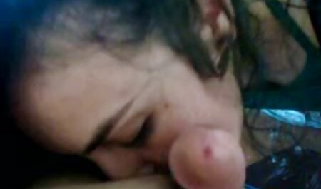 عیار جوراب ساق بلند در دو جوراب لعنتی و دانلود فیلم خارجی 2018 سکسی دهان در دهان