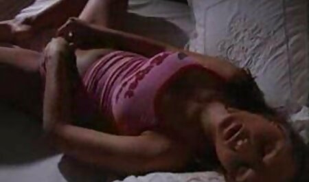 آن مرد به یکباره فیلم سکسی 2018 خارجی دو گوساله را لگد می زند