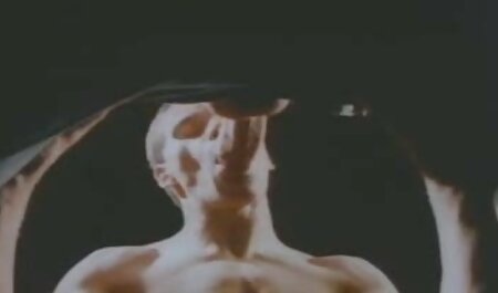 شخص بیدمشک لاتین را روی دیک بزرگ جوراب ساق بلند می عکس سکسی زنهای خارجی کند در حالی که مادر در سینه های خود cums می کند