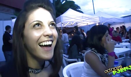 بعد از اینکه یک بالغ روسی بود عکس سکسی کوس خارجی ، یک جوکی جوان را در حمام می خورد