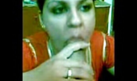 ماساژور دختری عکسهاسکسی خارجی برنزه را با روغن آغشته کرده و لعنتی کرد