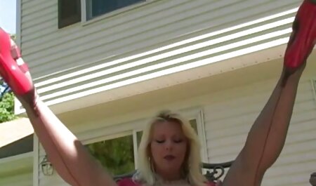 همسر چاق با جوانان بزرگ انگشت تصاویر سکسی دختران خارجی بیدمشک روی ورق آبی