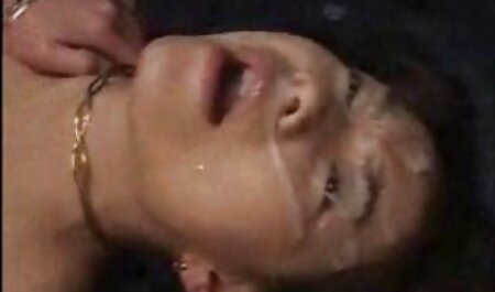 خال کوبی بلوند خروس عكساي سكسي خارجي را برای دوستان جوان خود مکید