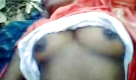 عاشق بلوند سایت سکسی کیرتوکس در یک آبشار لعنتی