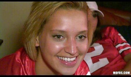 سبزه با مشاعره برهنه پنجره را شست و کانال تلگرام فیلم خارجی سکسی خودارضایی كرد