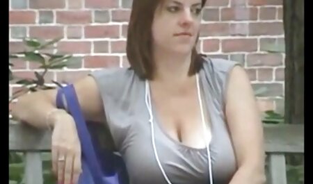 یک متخصص ماساژ باتجربه که از دختر جوان مراقبت می کند عکس سکسی جدید خارجی