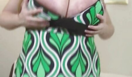 جوجه Busty دوست پسر خود را در حالی که یک زن روی مبل فیلم سوپرخارجی دانلود شده می خوابد ، دوست پسر خود را لگد می زند