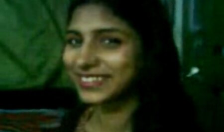 hahal تورم دختر لاغر روسی و عكس سكسي خارجي دوستش را در جوراب ساق بلند کرد