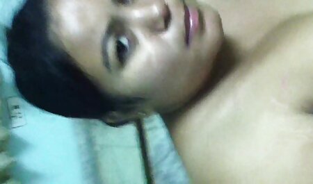 دانش گالری عکس سکسی خارجی آموز با یک ویبراتور در بازیگران خودارضایی می کند