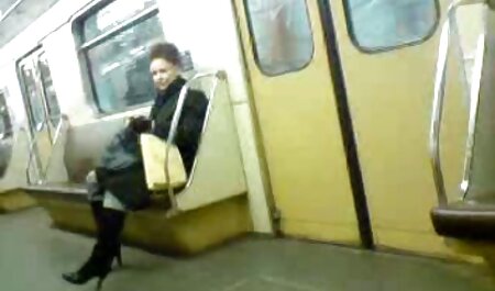 قبل از اینکه یک تریو باشد ، دو جوجه جوان عکسیسکسی خارجی جوانه زده در کنار استخر