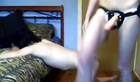 یک زن سیاه فیلم سکسی خارجی جدید 2018 پوست باتجربه تسلیم عاشق جوان شد