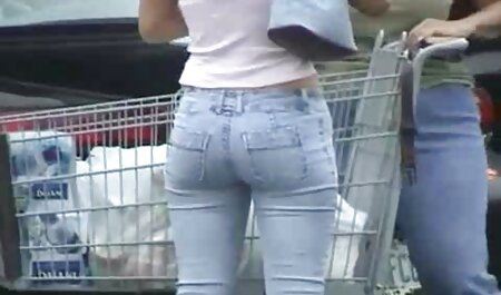 دختر با عکس سکسیخارجی cums بزرگ الاغ در مقابل وب کم از ویبراتور در کف