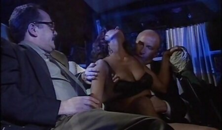 دو دوست به طور همزمان دانلود عکسهای سکسی خارجی در الاغ و گربه بریتنی پارو در جوراب مشکی لعنتی