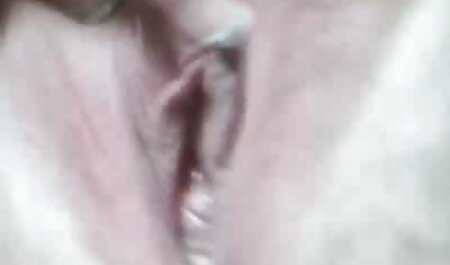 سبزه آلت تناسلی بزرگ شوهر را در حمام تصاویر سکسی خارجی می خورد