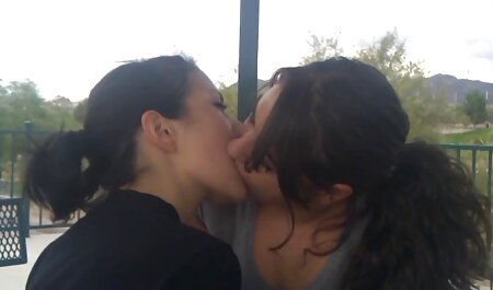 مادر من عکس و فیلم سوپر خارجی یک درس جنسی مقعد را به یک عاشق جوان می دهد