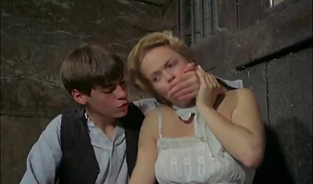 مرد با دختران جوان عکس سکیسی خارجی جعلی در حمام لعنتی