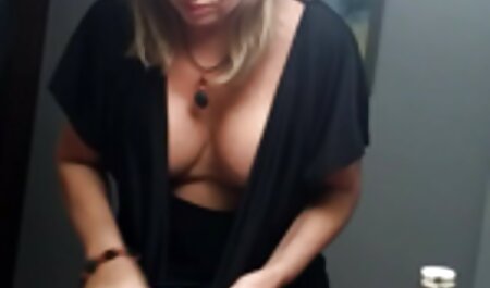 بلوند بالغ از نشستن روی صورت دوست شکم و عکس سکسی جدید خارجی یک انگشت لذت می برد