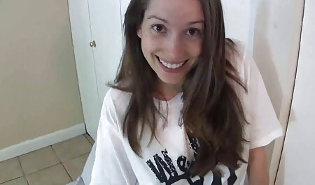 یک دختر دانلود فیلم خارجی سکسی 2018 جوان آسیایی یک شکار بزرگ را از شریک زندگی در حمام و ماشین خود بلعیده است