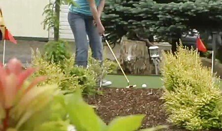 جوجه الاغ بزرگ مقعد خود را از طریق گرانش خارج فیلم سکسی خارجی بکن بکن می کند