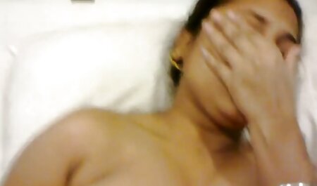 این دختر با عکس سک خارجی موهای مجعد با سینه های بزرگ در مقابل مرد مبتلا به سرطان بود و آن را داد