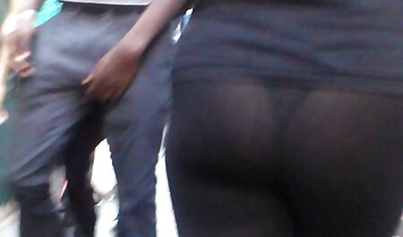 شوهر عکسهایسکس خارجی همسر را با یک لباس در کلاه پایین انداخت و به درون خاتمه داد