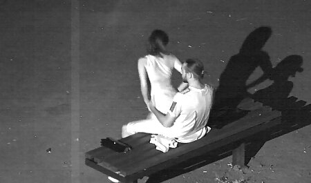 مادرم سینه بزرگ را به پسر نشان تصاویر سکسی دختران خارجی داد و در گربه او خروس گرفت