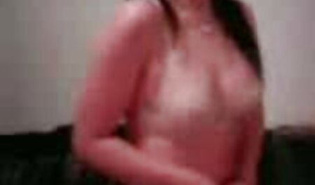 شریک زندگی بدون هیچ تلاشی با فشار دادن عکس سگس خارجی کف دست به الاغ آبدار