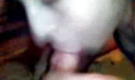 سبزه سینه های عکس سکسی زنان خارجی بزرگ را به یک ملک نشان داد