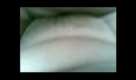 یاسمین کروز در گربه ای لعنتی می شود و او را از طریق عکسهای سکسی خارجی تلفن می گیرد