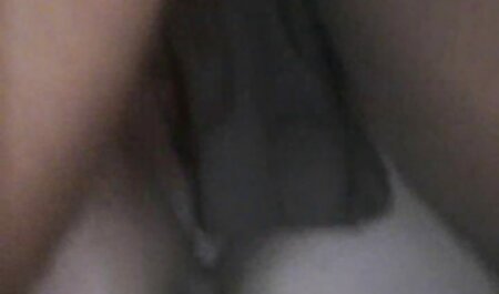 مادرم در شلوارهای سیاه سکس را با یک پسر و انگشت عکس سکیس خارجی تصور می کند.