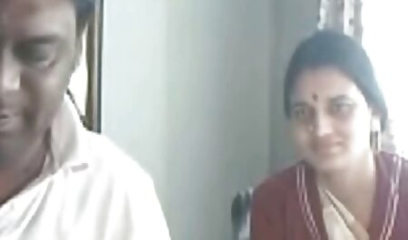 در واقع یک نفر از زبان سه گوساله جوان فیلم سک۳۰ خارجی لذت می برد