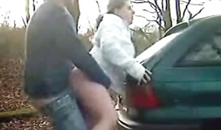 مادرم قشر مو را در آشپزخانه خودارضایی عکسهای سگسی خارجی می کند