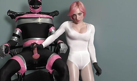 مدیر بازیگران ، یک سبزه سکسی را در دهانش عکس سکسی زنهای خارجی فاک می کند