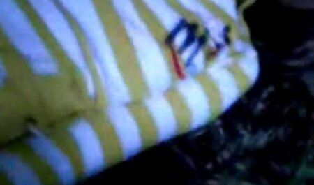 دو عگسهای سگسی خارجی جوان لزبین مشت می زنند