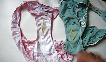 مادران دختر را در کلیپ سکی خارجی جورابهای مشت و جوراب مهبل قرار دادند