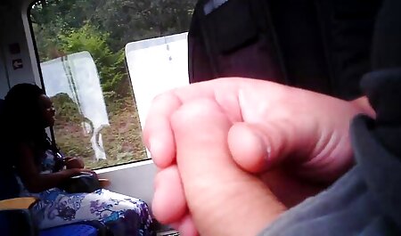 هال فیلم وعکس سکسی خارجی کلاه مادر را گرفت و سینه های بزرگش را گرفت